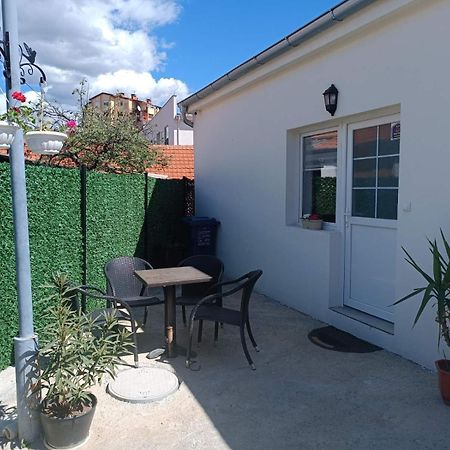 Adamovic Apartment Pirot Exterior photo