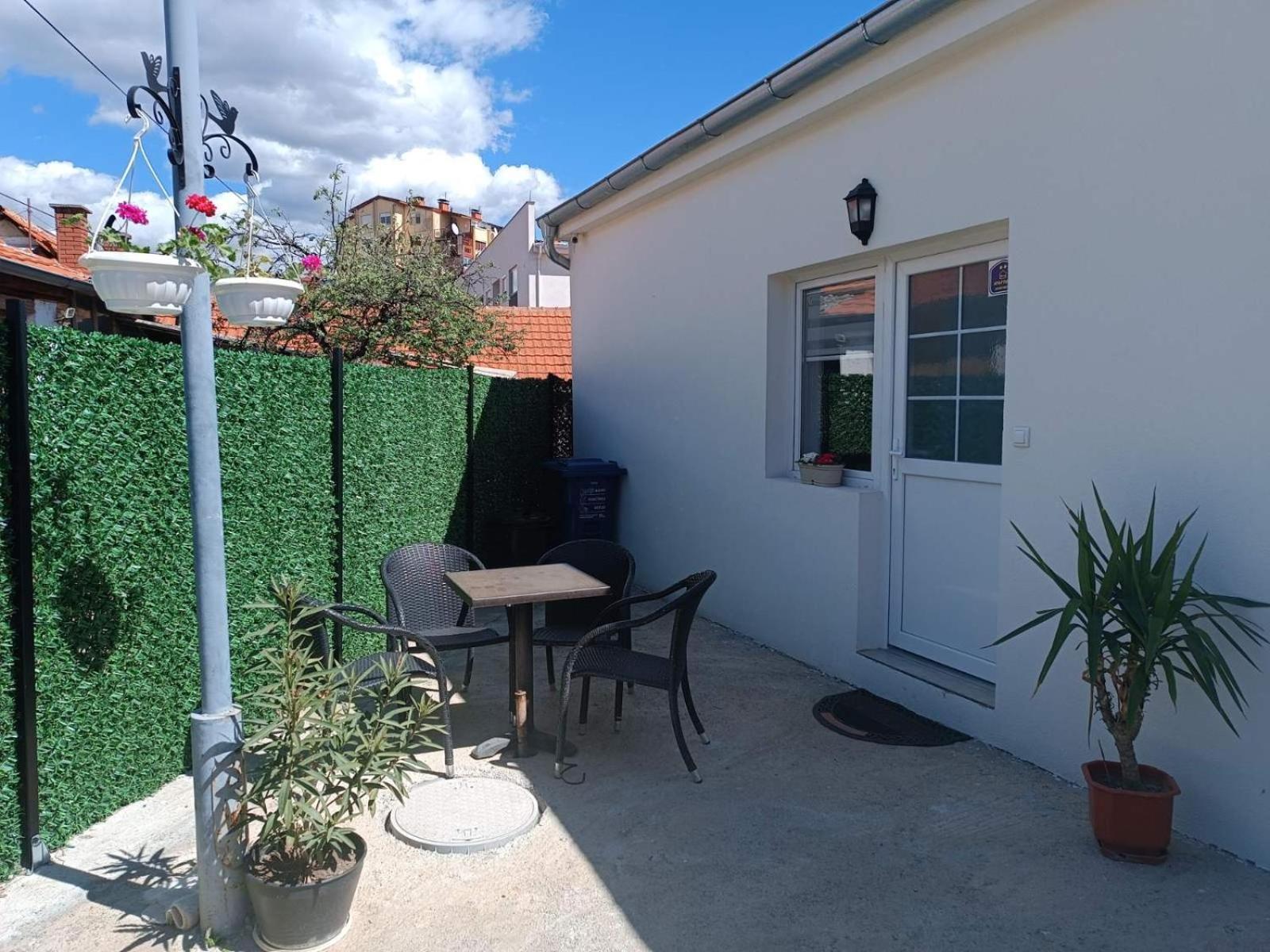 Adamovic Apartment Pirot Exterior photo